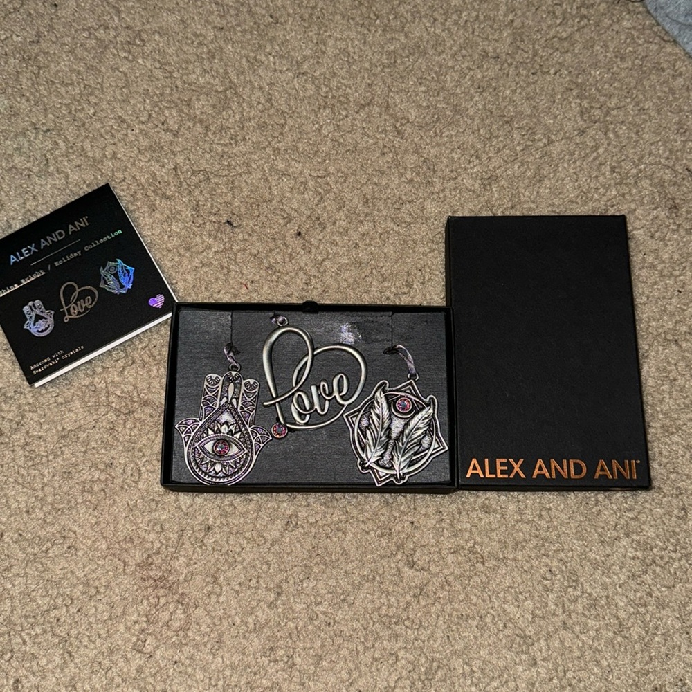 NIB Alex and Ani Shine Bright Holiday Collection Ornament Set of 3 - Picture 2 of 4